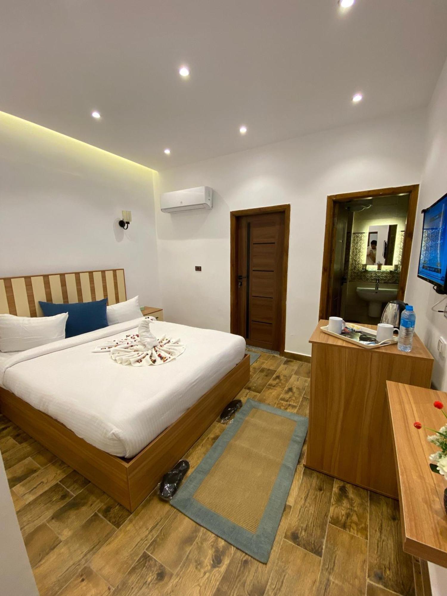 West Pyramids Hotel Kafret el-Gabal Exterior foto